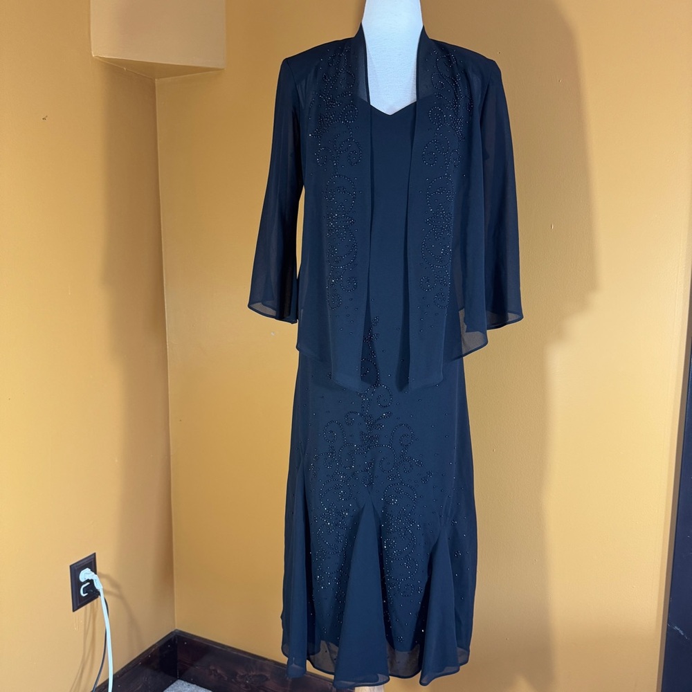 R&M Richards Classic Black Petite Beaded Formal Elegant Dress Size 12P